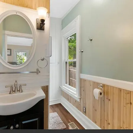 Beautiful Studio Apartment In Historic House New Haven Exterior photo